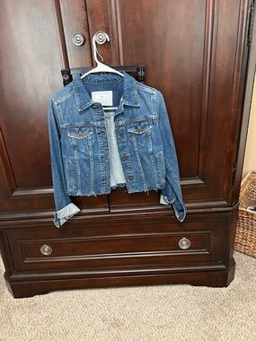 Southern Tide Blue Cropped Denim Jean Jacket